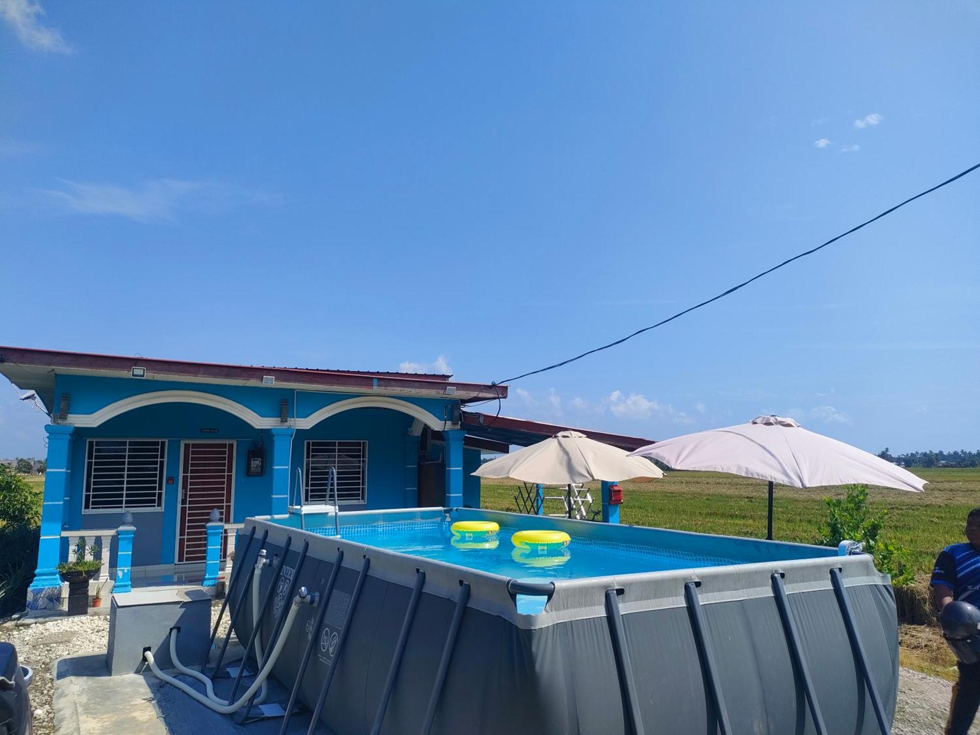 Izz Homestay Sawah Padi Sungai Besar ! Oda fotoğraf